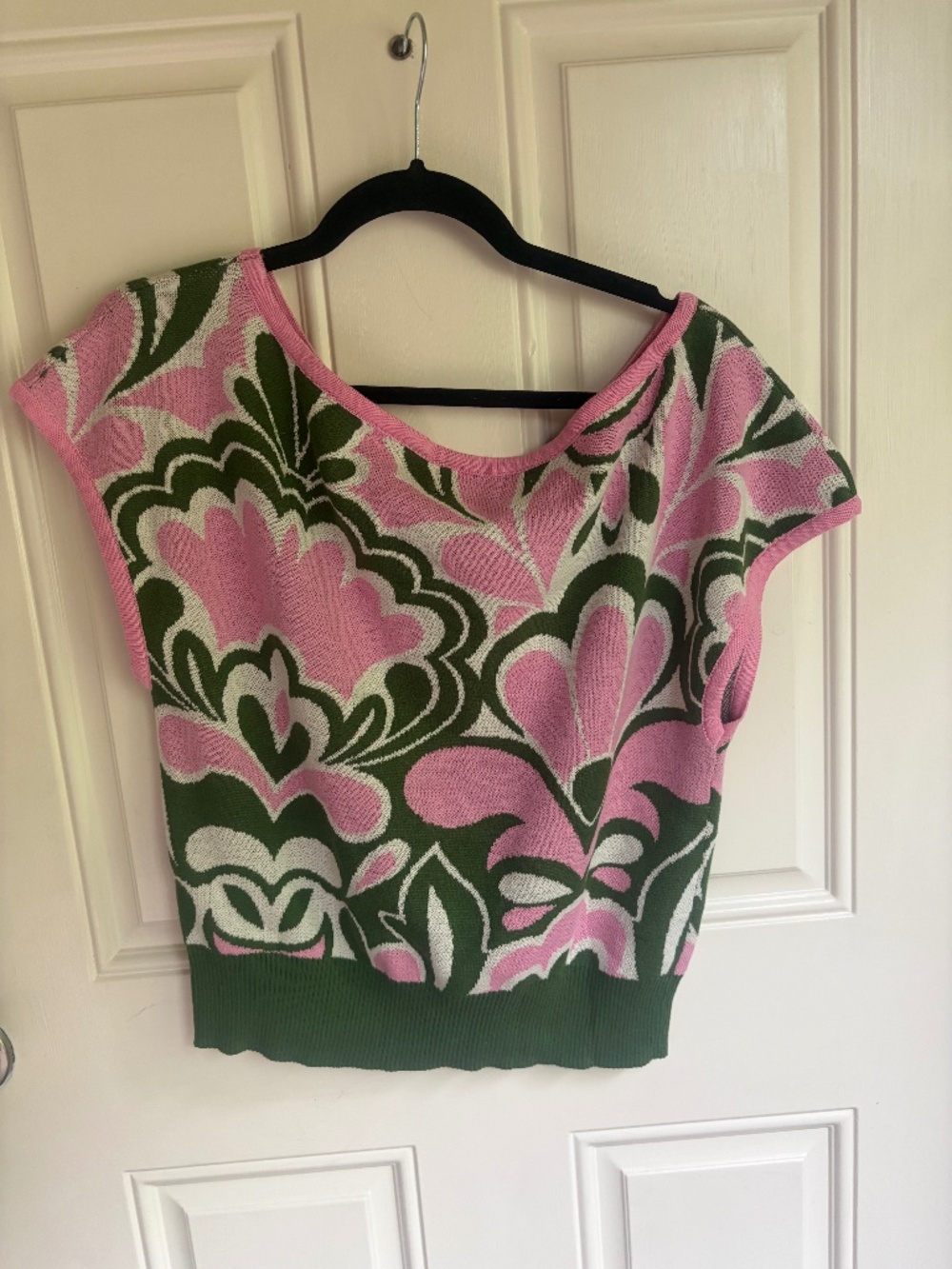 NWT OxKnit Off-Shoulder Groovy Top, Large